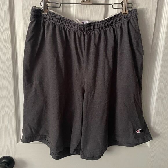 Men's gray elastic waist Champion shorts - Picture 1 of 3